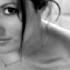 iaiaiena's profile picture. Bulimica emozionale. Pendolare degli affetti. Climber sugli specchi. Anarchica sentimentale. Apolide dell'esistenza.
In direzione ostinata e contraria.