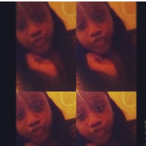 Color_me_slowlo's profile picture. Hey YOU! , Yeah YOU , FOLLOW This bug eyed Girl :)) , Im Team Follow Back yoo hoo.