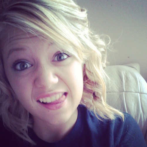 YuppItsBrittany's profile picture. & dreams, those are what's forever .