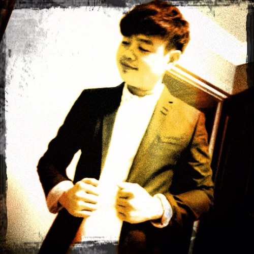 jasohippy's profile picture. yesterday is history, tomorrow a mystery, today is a gift, that's why it's called the present