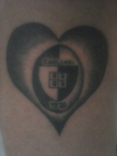 magico cagliari e ' triste il mio cuore lontano da te !! TI AMO !!!