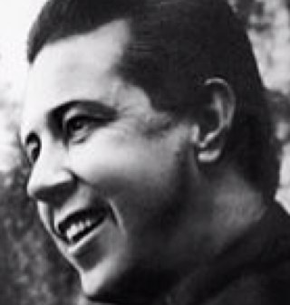 Mi santo amigo, S. Alberto Hurtado SJ. 
Canonizado por BXVI en 2005.
Festividad, 18 de agosto. 
¿Que haría Cristo en mi lugar?
