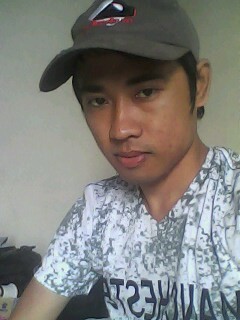 saling berbagi tak pandang status
