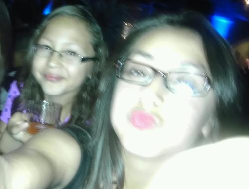Jennifer Nani Luque ♥ ^.\ 
Single ♥ /.\ Follow Me ♥ Tweet Me ^.\
& I'll Do The Same c; ♥