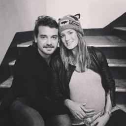 JuliMora13's profile picture. Me gusta el chocolatee,no me gusta estudiar..Soy feliz  y agradecida