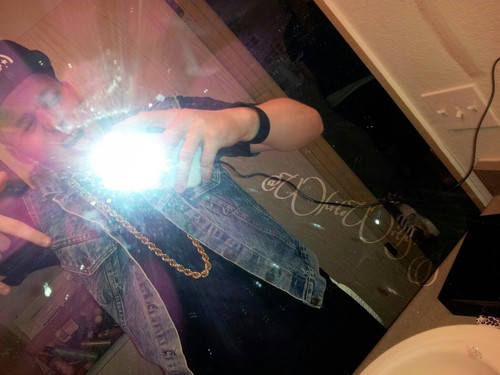 Its 2k12, Nobodys Tryna Be Black Just Cause Im #WhiteWithSwagg -Reppin That #BlazerGang #TeamMoreSnapsThenYou  Portland Home Of The Greenery'  #SmokeWeedGetHigh