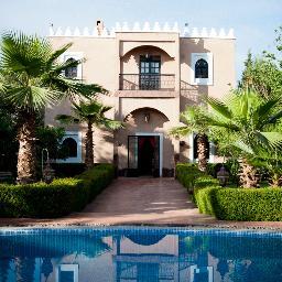 un séjour de rêve à Marrakech dans nos 2 maisons d'hôtes, le Riad et la Kasbah, situées au grand air dans un magnifique parc verdoyant