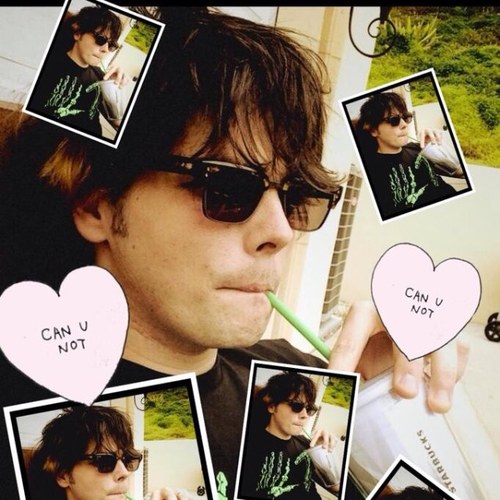 ilybands's profile picture. PLEASE FOLLOW @narrylaptop BC GOALS AND ILY