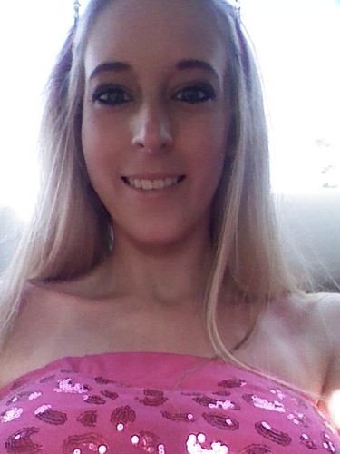 hey im kayla madison lawter
:)