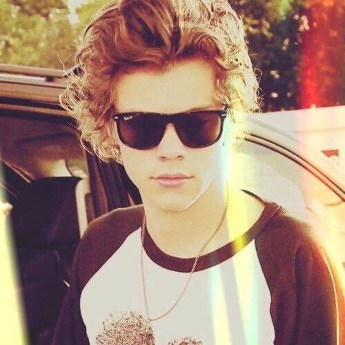 pizzacleavage's profile picture. Hi guys! So I'm a huge fan of @MacBarbie07 and she has a contest! I'd mean the world if you'd RT my tweet. Thanks ilysm ♥