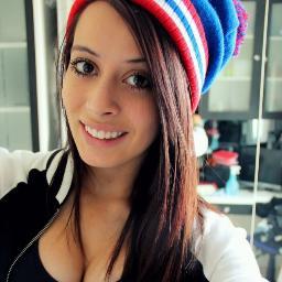 Heeyy !! 
sigo d volta !!