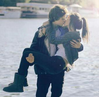 MyCrushFL's profile picture. do you have a crush? dm us what you want to tell your crush. It can be dirty ;) or romantic.