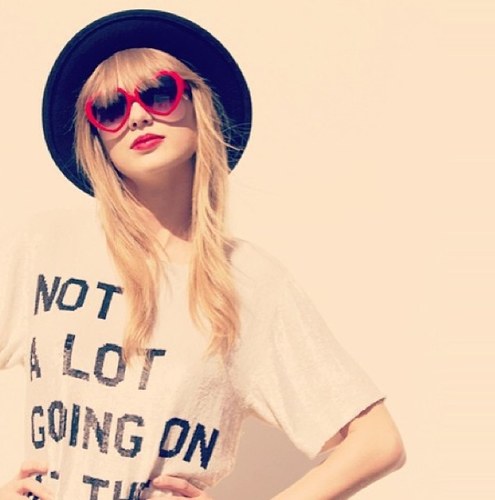 tayismybabe's profile picture. i love taylor swift and that is all bye