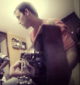 massonsito's profile picture. Modelo / Músico / Hablo lo que vivo y siento