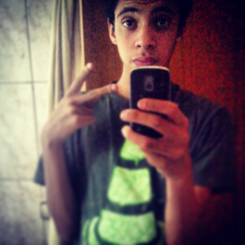http://t.co/Nx4OnqzeRH… bola// falaam de mim,mas fala naa cara :)