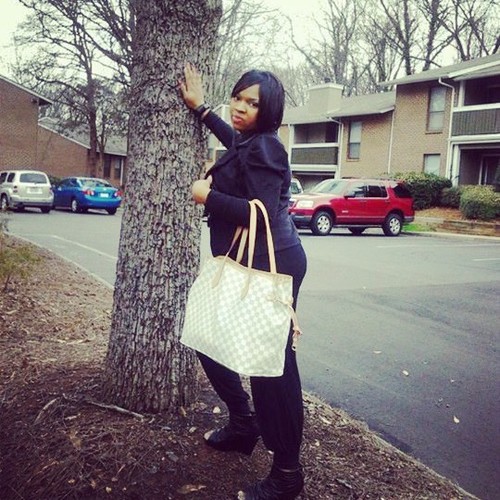 Dominiq87533397's profile picture. 