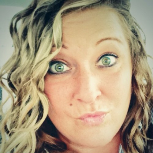 rachie_face's profile picture. Love God...Love People Its that simple...