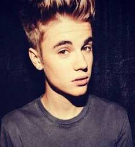 im a mother to a beautiful baby boy, love you Xavier♥ & yes, im a BELIEBER!!! ♥  I love justin & will always be here for him no matter what happens :) promise