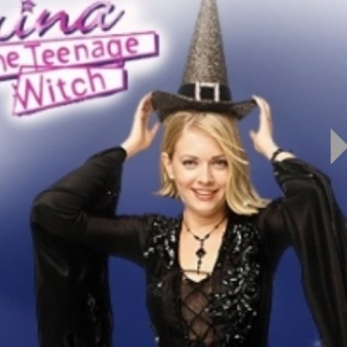 sabrina_weiner's profile picture. Accountant married to an accountant + one dependent. We're snarky, toddler included. #CPA #tax #AP #BFing #mom