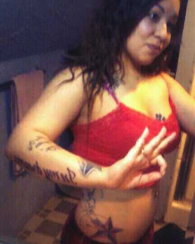 pr3ttyThang989's profile picture. Theirs no hoe shit my way!im grown n respect myself ima treat you how you deserve 2 be treated point blank! #TeamTatted