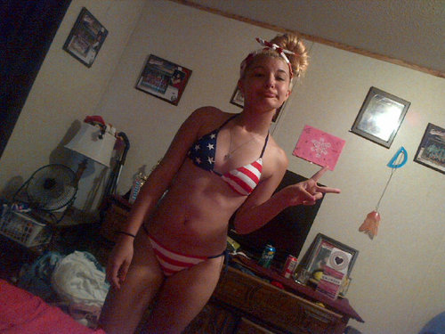 I'm A Bi Bitch . I Love My Boyfriend Gagee 3 Hehee But Yea ,  Byee Bitchesss : )