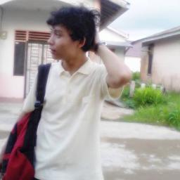 Biasa azaa yg pnting happy utk di jlani ™☃☺