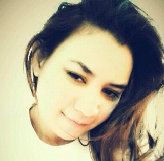 Glow_shee's profile picture. When you are at the end of your rope, tie a knot on the end, and HANG ON!!!