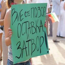 правопис, правоговор, а нерядко и синтаксис