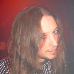 @delanthear@mastodon.me.uk. 
Ex Plusnet, Sports Massage Therapist, Running Coach, Website tinkerer.  Guitar punisher.  Band Photographer. Geek.