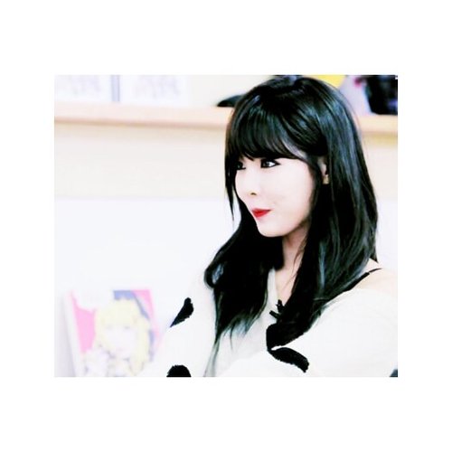 H Y U N A B O T ค น ส ว ย ค น ง า ม -..- ม า คุ ย กั น สิ . [ ❥ @4m_hyunah ] [2.5.56]