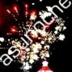 Revista digital con lo más variado de la noche de la capital paraguaya. Artes, espectáculos y más. Reportajes y comentarios de periodistas especializados
