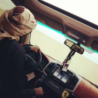 malak230's profile picture. متآبعينيـٌے قلآيل ... ‼ بس لۆ تدريّ عمريّ مٓﺂ حسيت من قلتہم بَ ضيقہُ ۅﺂلذوق نآدر ۅﺂنآ بَ ﺂسلۆبي ۅفگريّ محد يتآبعنيـٌے .. ﺂﻵ نآس : ( ذۅيقہَ )