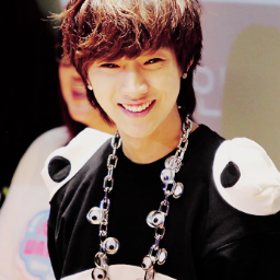 -  justbot [ REALis @_jinyoung911118 ] ♥B1A4&฿aNA #ibaharoifam_ ,เก๋ากว่านี้ก็เฉินหลงล้ะมั้ง °