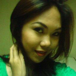 looking for a crazy hot guy who will make my world crazier!!! xxx