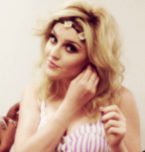 ❥swift.grande.lovato.mix.direction.gomez.bieber.janoskians.