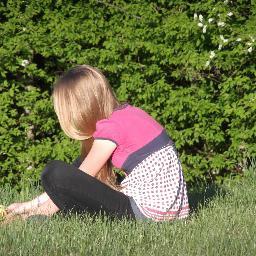 KarinaAzace's profile picture. Beidz sūdzēties. Vienkārši aizmirsti sāpes, pasmaidi un izliecies, ka tev vienalga. Dzīvo traki, skaļi, un galvenais - LAIMĪGI!