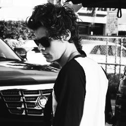 Papai do céu, protege esses idiotas pra mim, eles são importantes. Amém. s2 s2 @Harry_Styles , @zaynmalik, @Real_Liam_Payne , @NiallOfficial , @Louis_Tomlinson