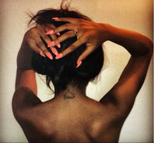 classybitchx0's profile picture. i love diamonds, people, shopping & love. i hate bullshit. partner in crime / bff : @blazedbitchxo ; AVI IS ME ✋