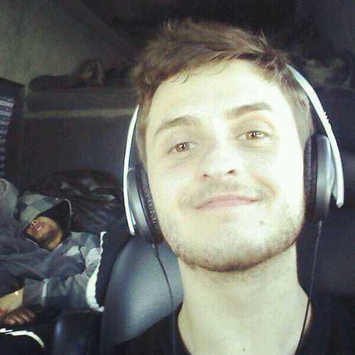 MikeACIDIC's profile picture. fan page:: lead singer, guitar player, band member