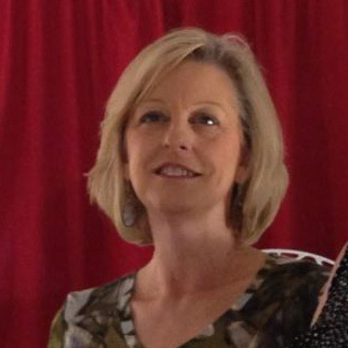 Archivist, librarian, musician, genealogist, grandmom, mom, wife, Cumberland Presbyterian, Sigma Alpha Iota, UK basketball fan, believer of truth and justice!