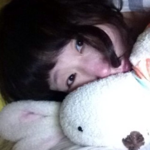 julyno's profile picture. God only knows!!