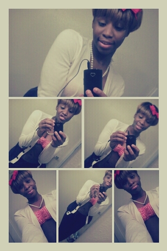 5'2 :) 15 . G E M I N I. Sophmore. Rhianna x Stay :))) Follow Me Doee.