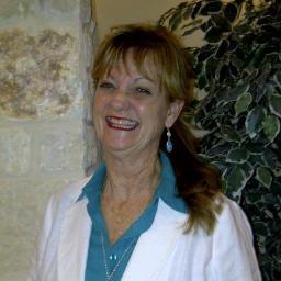 TX REALTOR® with Coldewll Banker D'Ann Harper REALTORS® , 33+ years serving happy homebuyers & homesellers, energetic competency with a smile