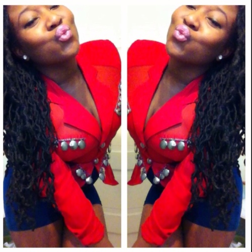 Prettydreadhead.Trinidadian.Hustler

Instagram : KidaGuerra