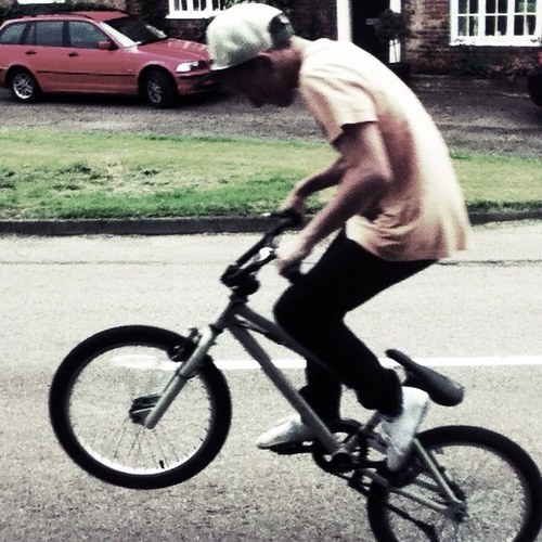 Robert_Carey69's profile picture. Loading... HELP ME GET 200 FOLLOWERS! I FOLLOW BACK!! ....