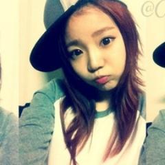 [Fake] April 17/ 150 / type A / Music / Movie / Travel / Food / Game / Photo / DongDong♥@FShinsFriends 