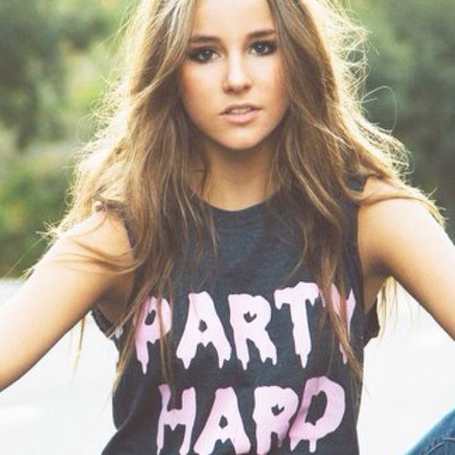 EverydayGirl101's profile picture. Living life one day at a time. Follow me.. I follow back! ☀