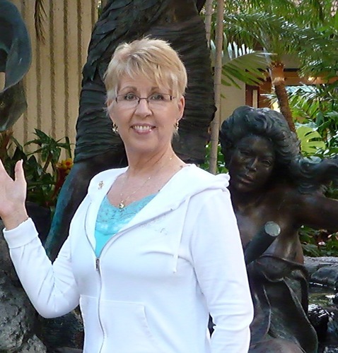 Rosebud5197's profile picture. Wife, mother, daughter, grandmother, fitness freak, gardener, friend, business owner and child of God