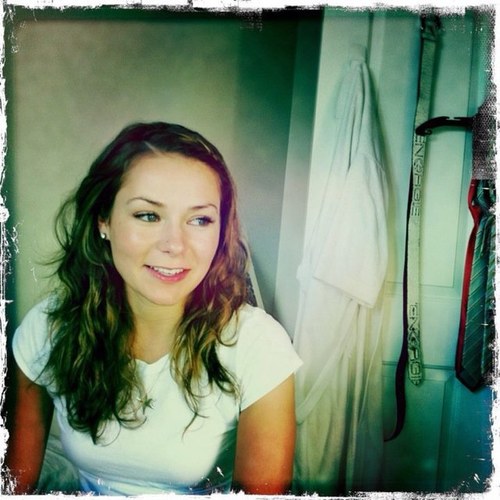 AchesonJulie's profile picture. 