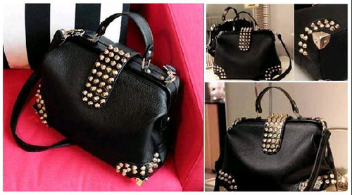 Lunaaashop's profile picture. Jual Tas Import China dan Korea • Harga terjangkau barang berkualitas • No booked • Free ongkir jabodetabek • pin:27656E57  for serious buyer!♥